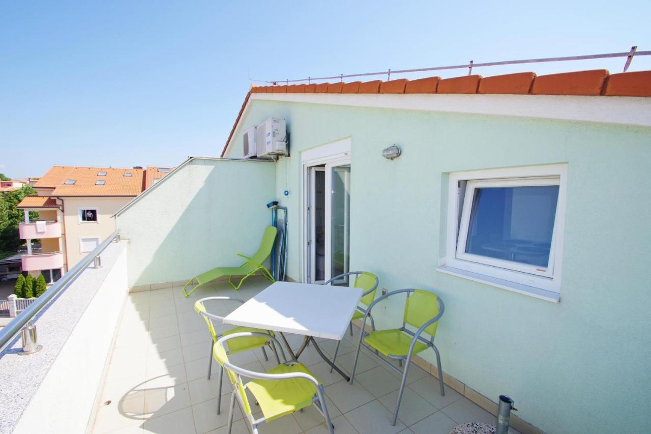 Holiday Apartment Sky, Medulin Exterior photo